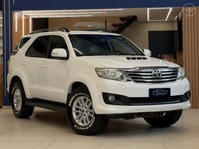 HILUX 3.0 SRV 4X4 CD 16V TURBO INTERCOOLER DIESEL 4P AUTOMÁTICO