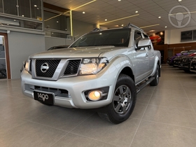 FRONTIER 2.5 SV ATTACK 4X4 CD TURBO ELETRONIC DIESEL 4P AUTOMÁTICO