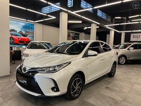 yaris 1.5 xls sedan 16v flex 4p automatico 2023 novo hamburgo
