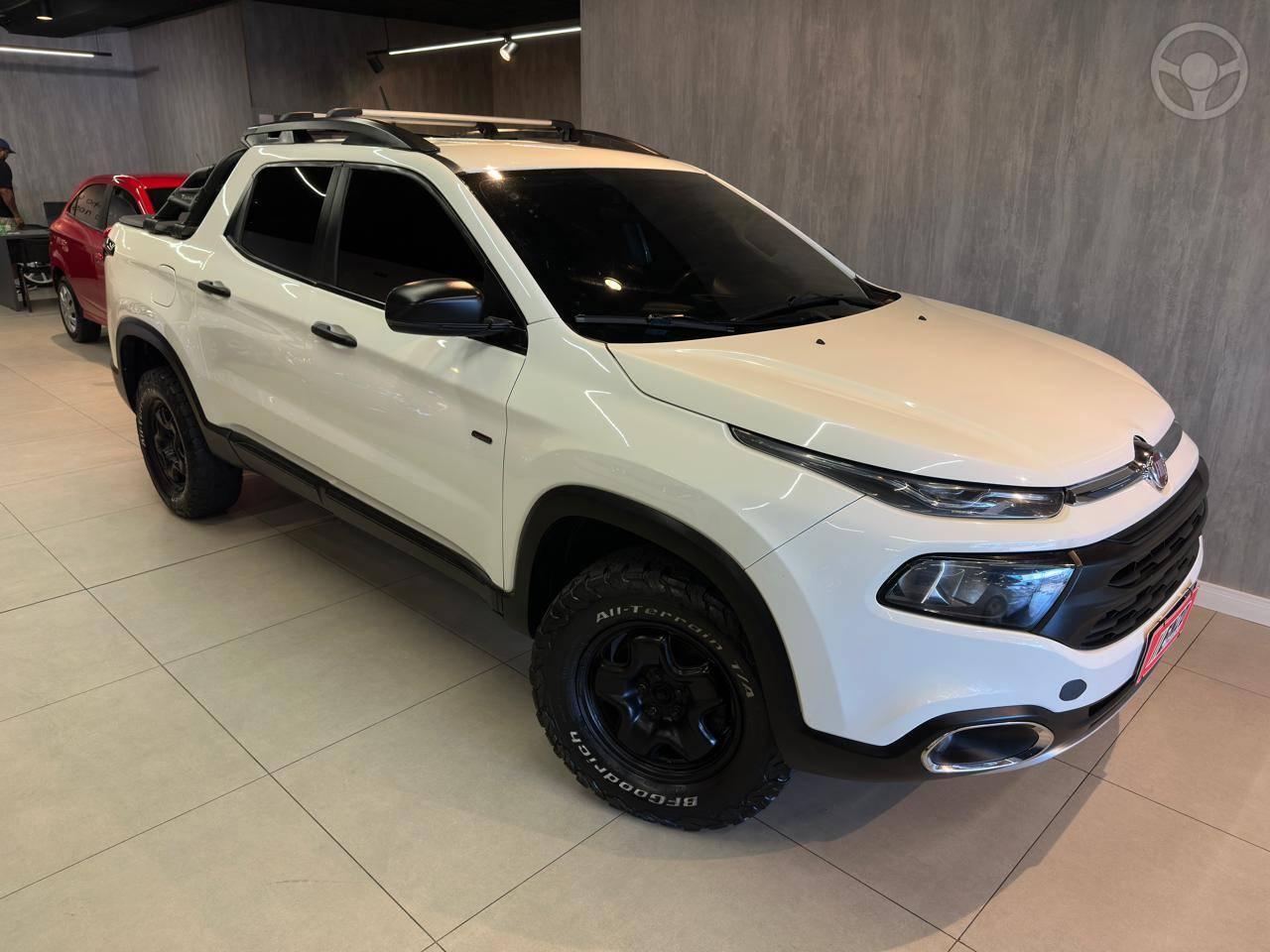 TORO 2.0 16V TURBO DIESEL FREEDOM MANUAL - 2017 - CAXIAS DO SUL