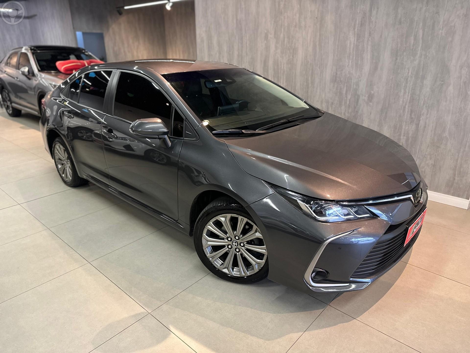 COROLLA 2.0 XEI 16V FLEX 4P AUTOMÁTICO - 2023 - CAXIAS DO SUL