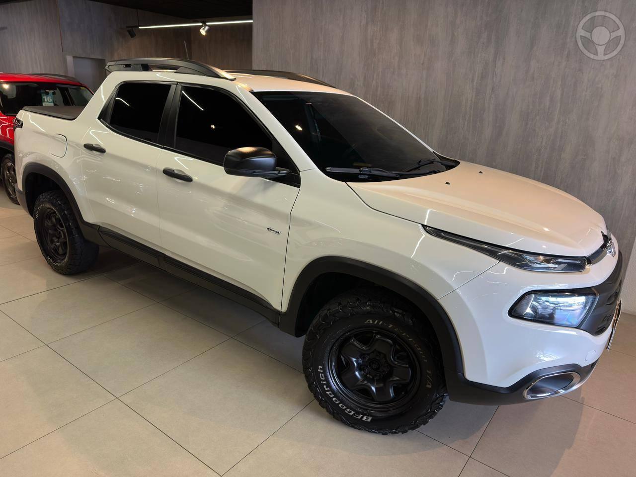 TORO 2.0 16V TURBO DIESEL FREEDOM MANUAL - 2017 - CAXIAS DO SUL