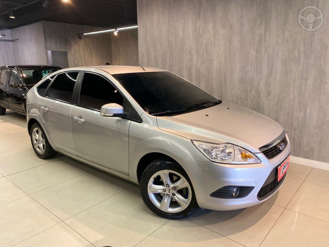 FOCUS 2.0 GLX 16V FLEX 4P MANUAL - 2011 - CAXIAS DO SUL