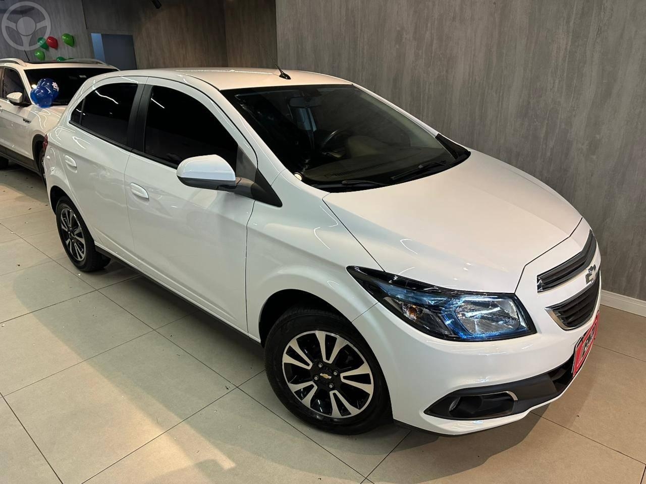 ONIX 1.4 MPFI LTZ 8V FLEX 4P AUTOMÁTICO - 2015 - CAXIAS DO SUL