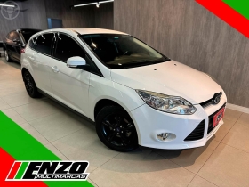 focus 1.6 se 16v flex 4p manual 2015 caxias do sul