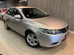 cerato 1.6 ex2 sedan 16v 4p automatico 2011 caxias do sul