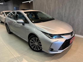 COROLLA 1.8 ALTIS PREMIUM 16V HÍBRIDO 4P AUTOMÁTICO