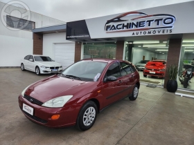 focus hatch 1.8 baixa e  2002 soledade