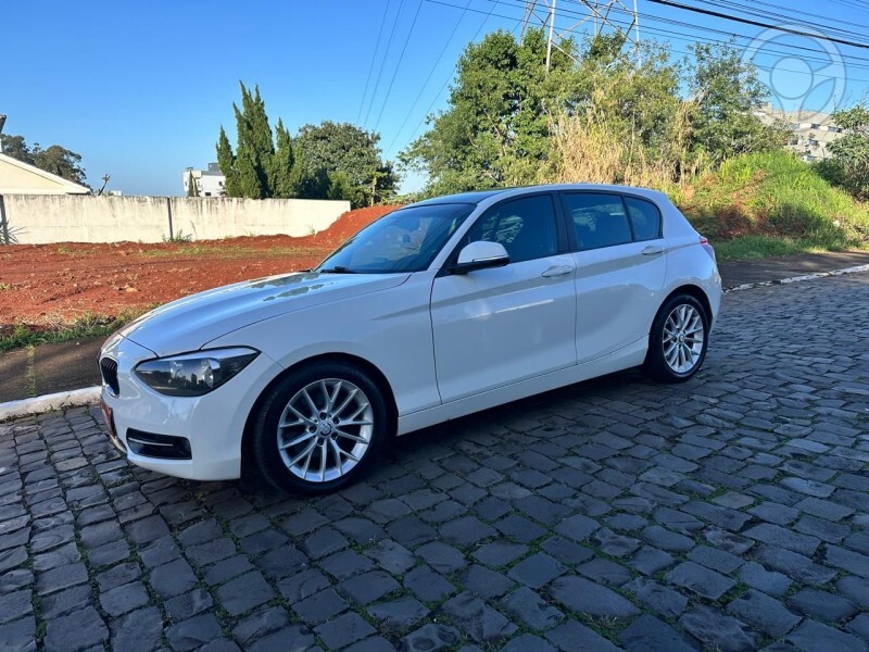 BMW 118I 1.6 TURBO - 2012 - LAJEADO