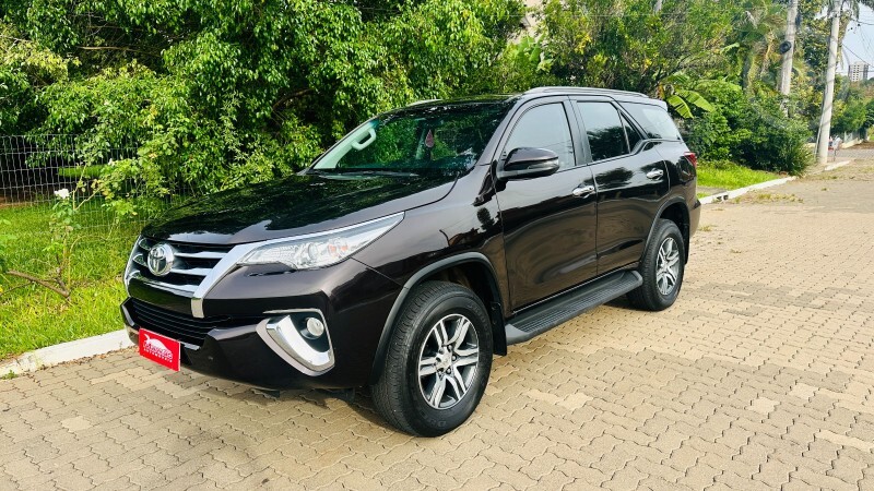 HILUX SW4 SRV 2.7 - 2018 - LAJEADO
