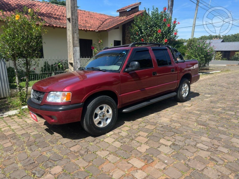 S10 C. DLX 2.2 - 1999 - LAJEADO