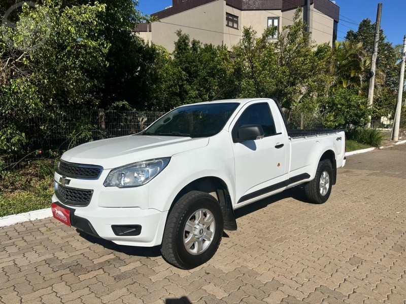 S10 CS LS 2.8 TDI - 2015 - LAJEADO