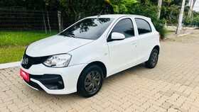 etios x 1.3 2018 lajeado