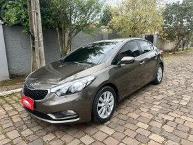 cerato 1.6 2015 lajeado
