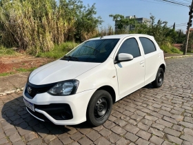 etios 1.3 2019 lajeado