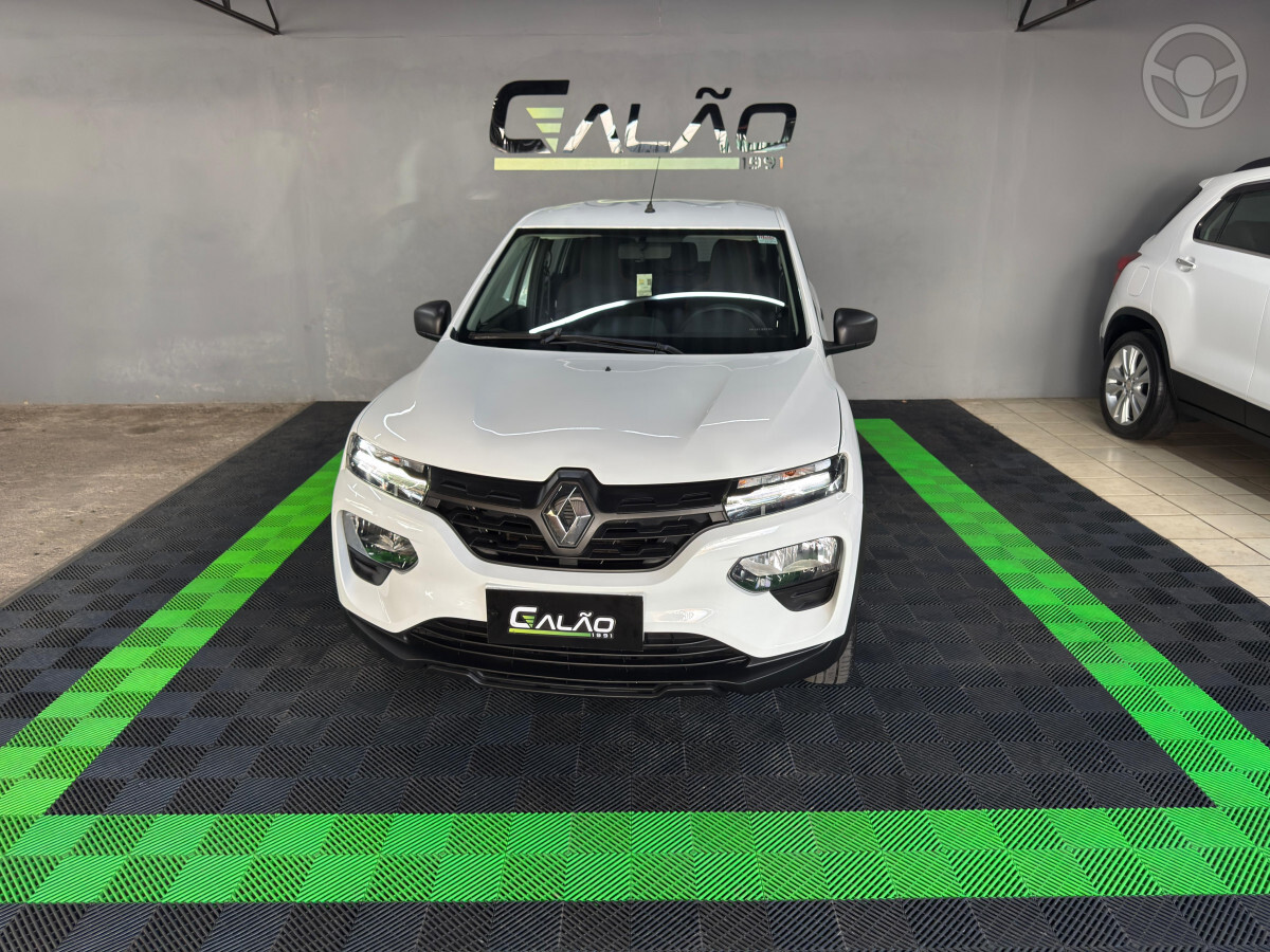 KWID 1.0 12V SCE FLEX INTENSE MANUAL - 2023 - CANOAS
