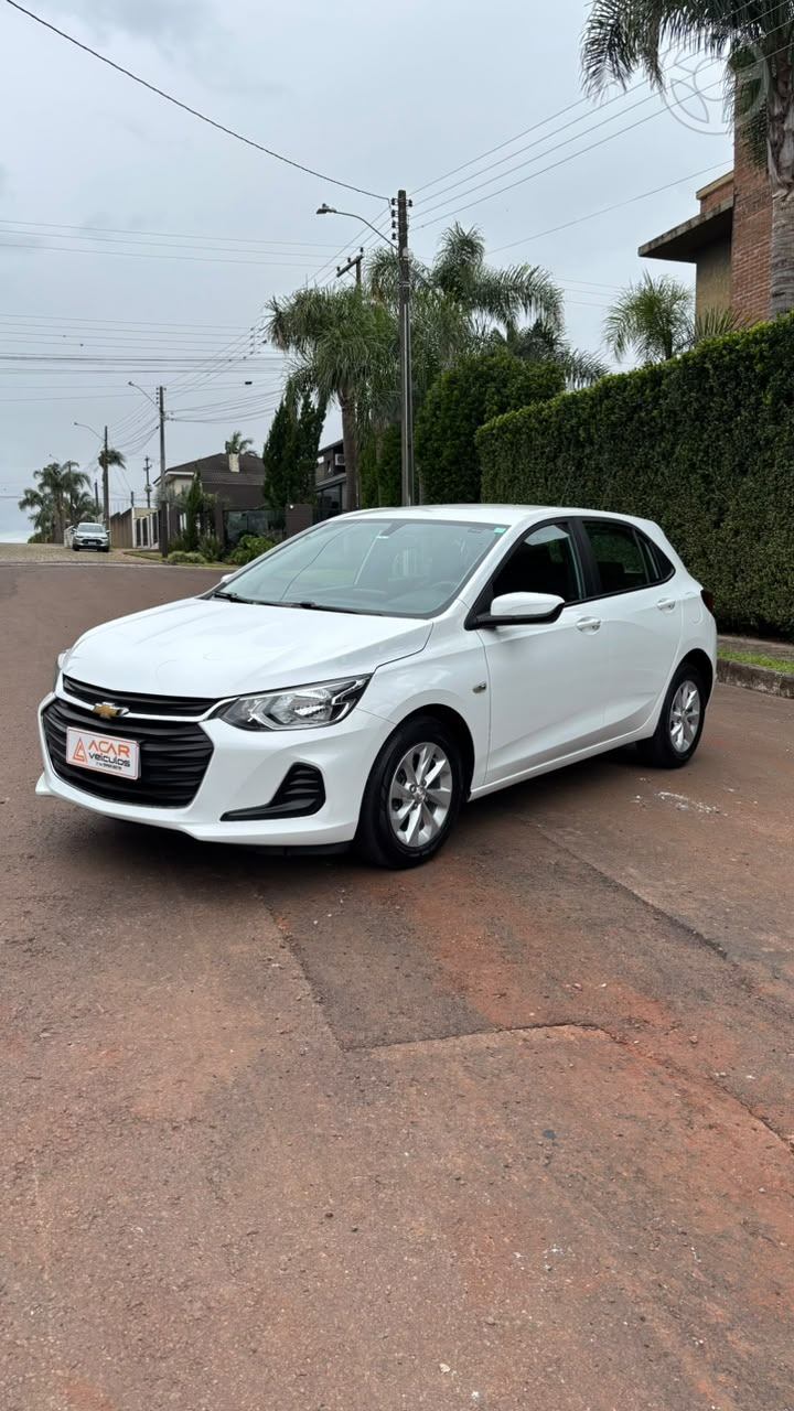 ONIX 1.0 LT 12V FLEX 4P MANUAL - 2023 - CARAZINHO