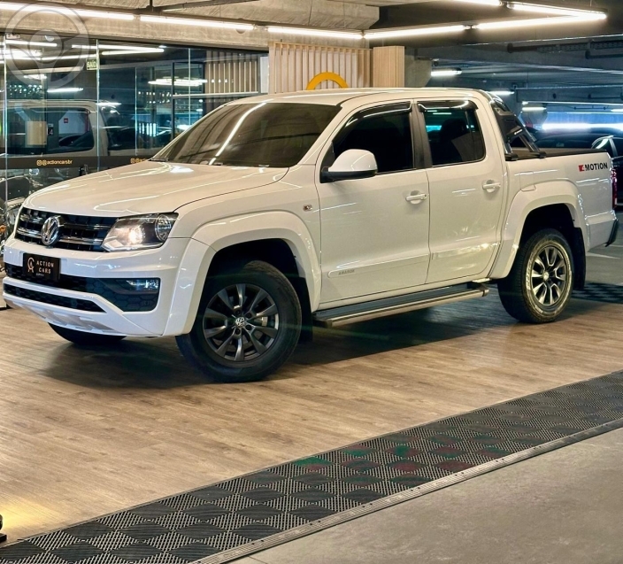 AMAROK 2.0 TRENDLINE 4X4 CD 16V TURBO INTERCOOLER DIESEL 4P AUTOMÁTICO - 2018 - PORTO ALEGRE