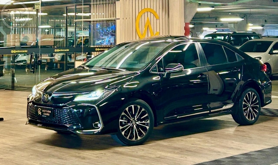 COROLLA 2.0 ALTIS PREMIUM 16V FLEX 4P AUTOMÁTICO - 2024 - PORTO ALEGRE