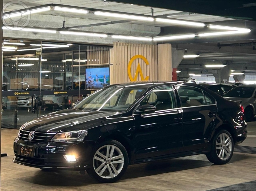 JETTA 2.0 TSI HIGHLINE 211CV 4P TIPTRONIC - 2016 - PORTO ALEGRE