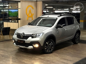 sandero 1.6 stepway iconic x tronic 16v flex 4p automatico 2023 porto alegre
