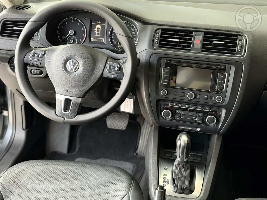 JETTA COMFORTLINE 2.0 T.FLEX 8V 4P TIPT. - 2012 - CHARQUEADAS