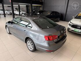 jetta comfortline 2.0 t.flex 8v 4p tipt. 2012 charqueadas
