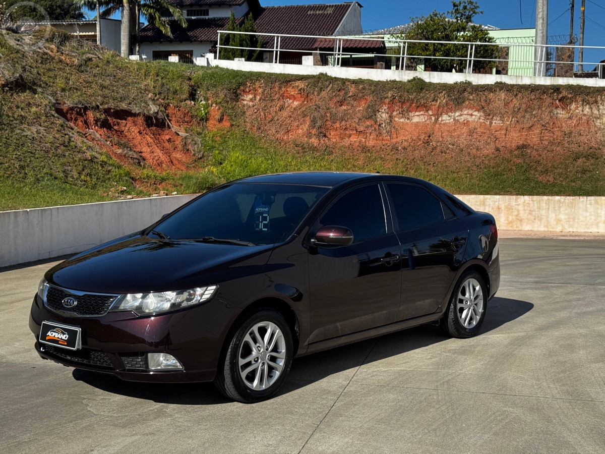 CERATO 1.6 EX SEDAN 16V 4P AUTOMÁTICO - 2012 - SANTA CRUZ DO SUL