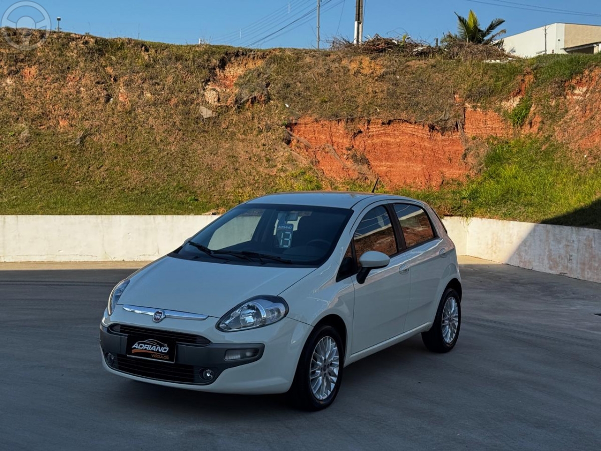 PUNTO 1.6 ESSENCE 16V FLEX 4P MANUAL - 2013 - SANTA CRUZ DO SUL