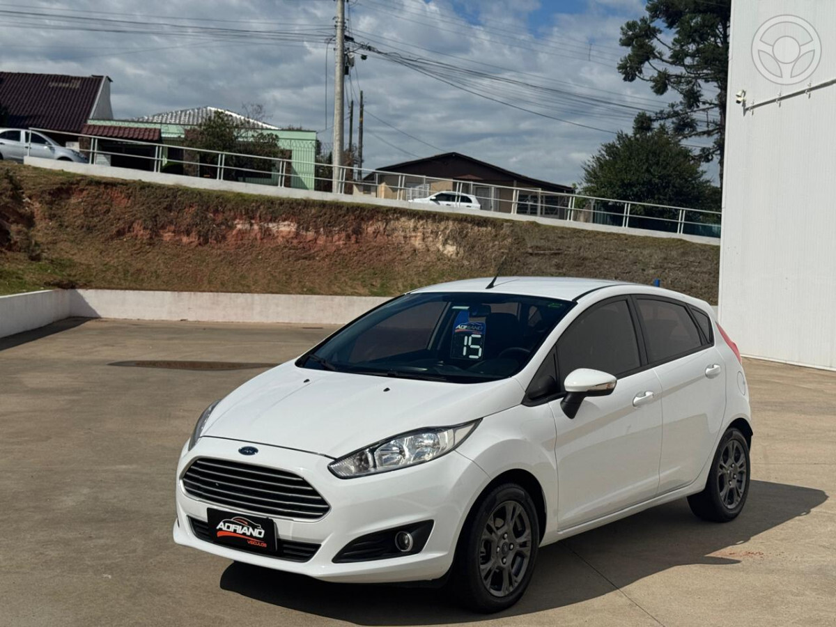 FIESTA 1.6 SE HATCH 16V FLEX 4P AUTOMÁTICO - 2015 - SANTA CRUZ DO SUL
