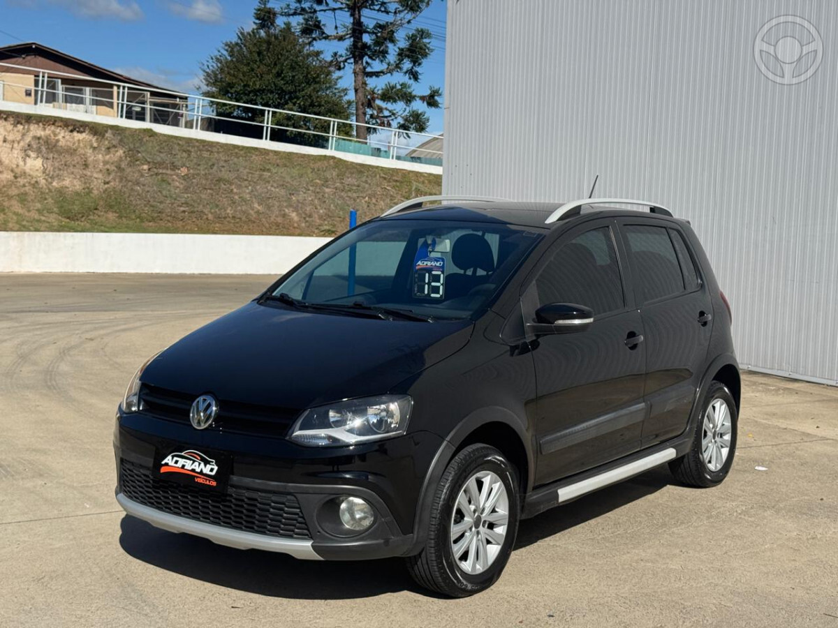 CROSSFOX 1.6 MI FLEX 8V 4P MANUAL - 2013 - SANTA CRUZ DO SUL