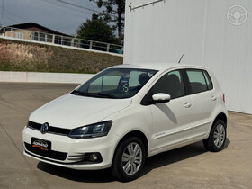 fox 1.6 comfortline 8v flex 4p manual 2015 santa cruz do sul