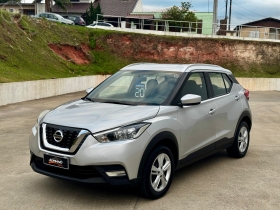 kicks 1.6 s direct 16v flex 4p automatico 2020 santa cruz do sul