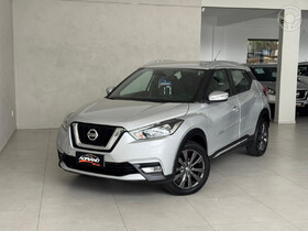 kicks 1.6 sv 16v flexstart 4p automatico 2017 santa cruz do sul