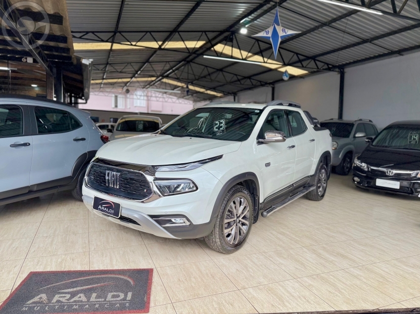 TORO 2.0 16V TURBO DIESEL RANCH AT 4X4 AUTOMÁTICO - 2023 - VACARIA