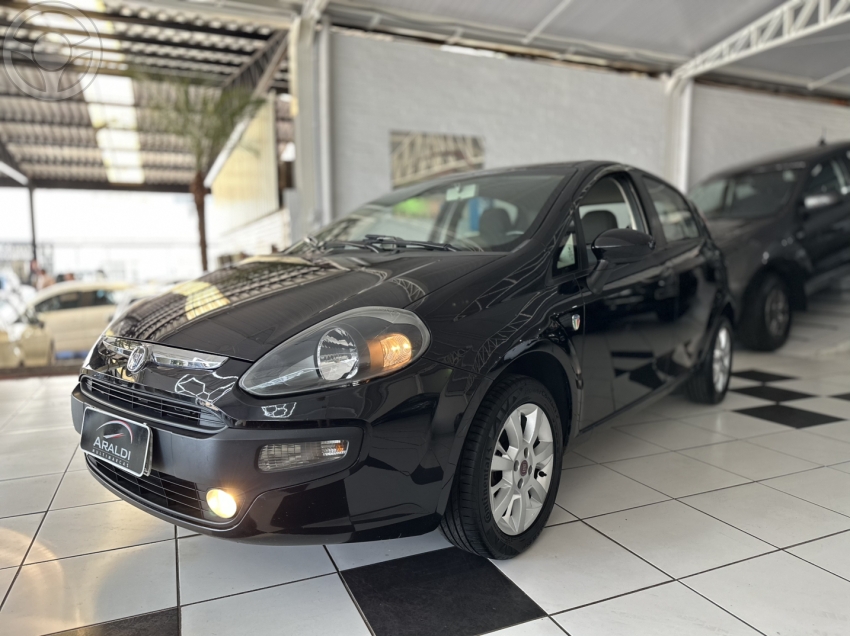 PUNTO 1.4 ATTRACTIVE 8V FLEX 4P MANUAL - 2017 - VACARIA