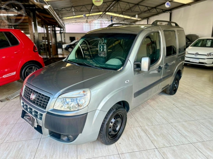 DOBLÓ 1.8 MPI HLX 16V FLEX 4P MANUAL - 2011 - VACARIA