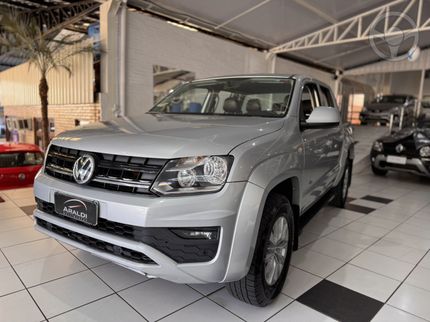 AMAROK 2.0 4X4 TDI COMFORTILINE CD DIESEL 4P AUTOMÁTICO - 2019 - VACARIA