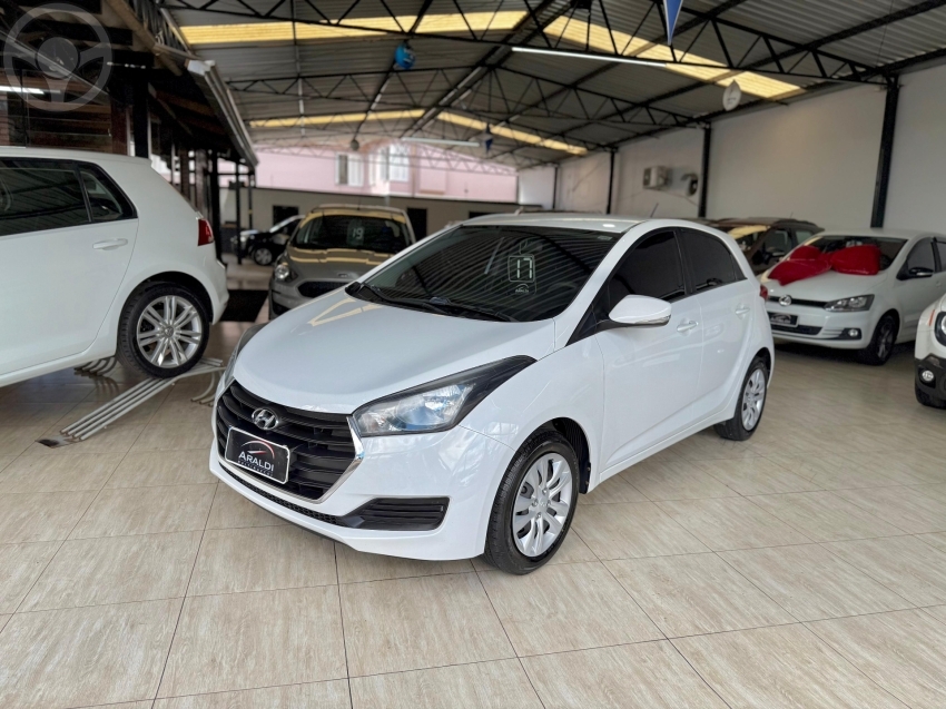 HB20 1.0 COMFORT PLUS 12V FLEX 4P MANUAL - 2017 - VACARIA