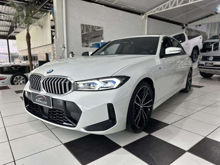 320I 2.0 M SPORT 16V TURBO ACTIVEFLEX 4P AUTOMÁTICO - 2024 - VACARIA