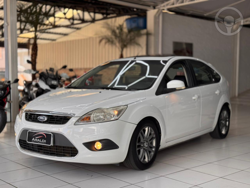FOCUS 2.0 GHIA 16V 4P AUTOMÁTICO - 2009 - VACARIA
