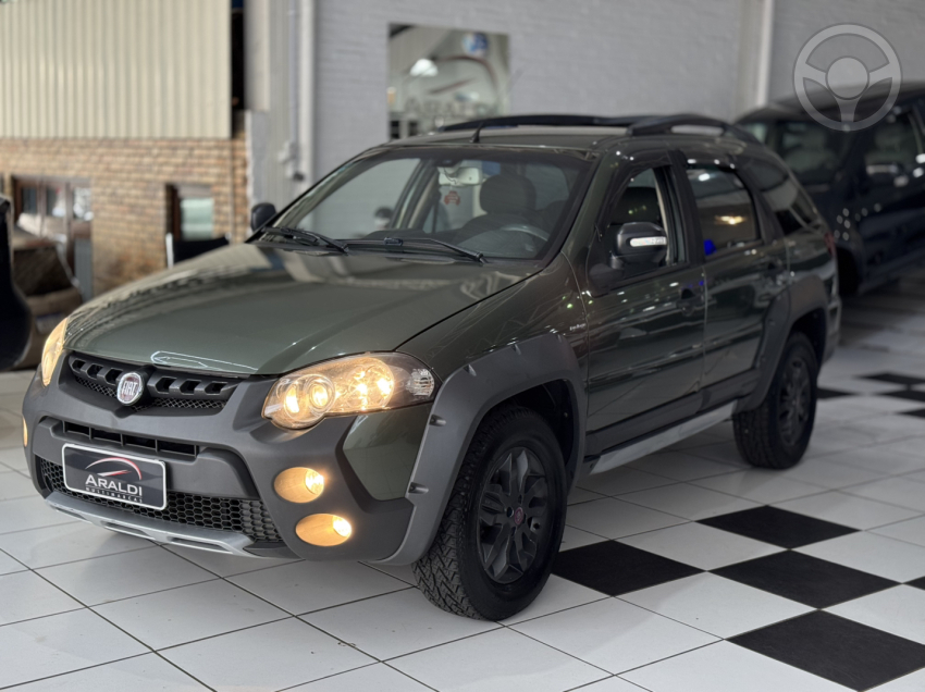PALIO 1.8 MPI ADVENTURE WEEKEND 16V FLEX 4P AUTOMATIZADO - 2013 - VACARIA