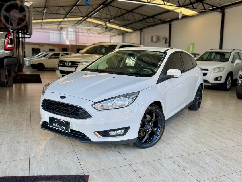 FOCUS 2.0 SE HATCH 16V FLEX 4P AUTO - 2018 - VACARIA