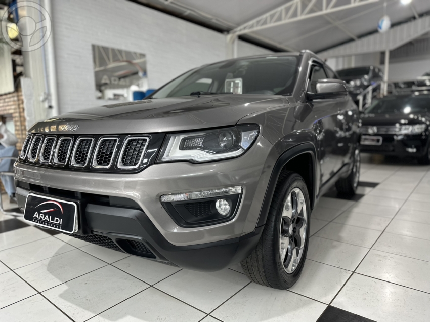 COMPASS 2.0 16V DIESEL LONGITUDE 4X4 AUTOMÁTICO - 2017 - VACARIA