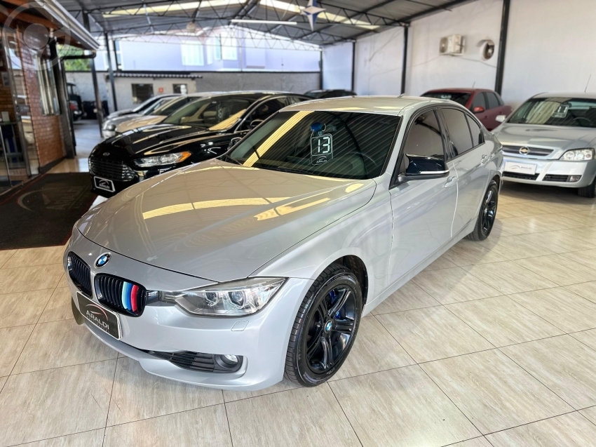 320I 2.0 16V TURBO 4P AUTOMÁTICO - 2013 - VACARIA