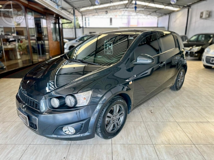 SONIC 1.6 LT 16V FLEX 4P MANUAL - 2014 - VACARIA