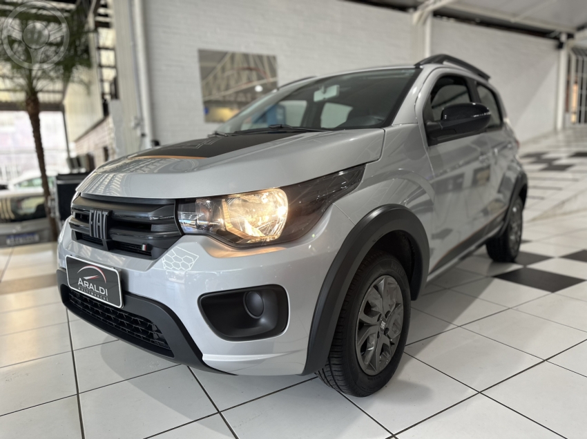 MOBI 1.0 TREKKING 8V FLEX 4P MANUAL - 2024 - VACARIA