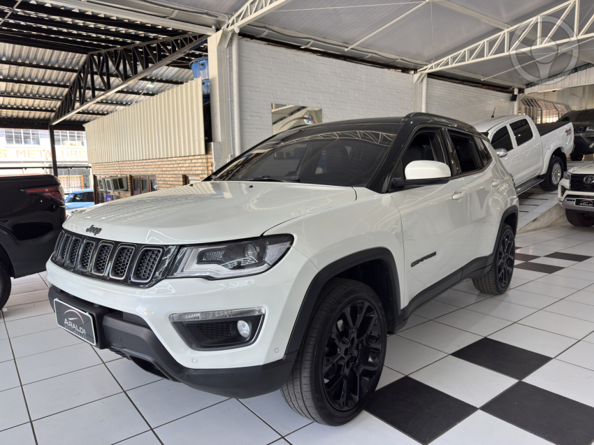 COMPASS 2.0 16V DIESEL S LIMITED 4X4 AUTOMÁTICO - 2021 - VACARIA