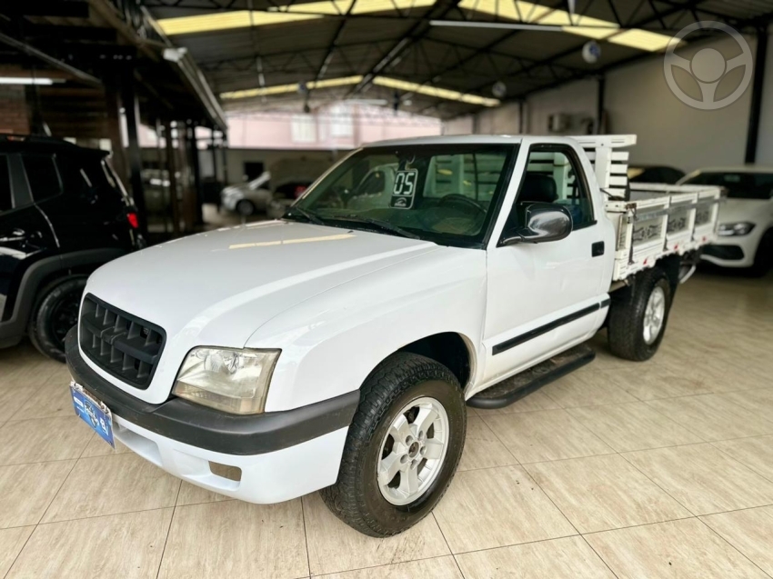 S10 2.8 COLINA 4X4 CS 12V TURBO ELECTRONIC INTERCOOLER DIESEL 2P MANUAL - 2005 - VACARIA