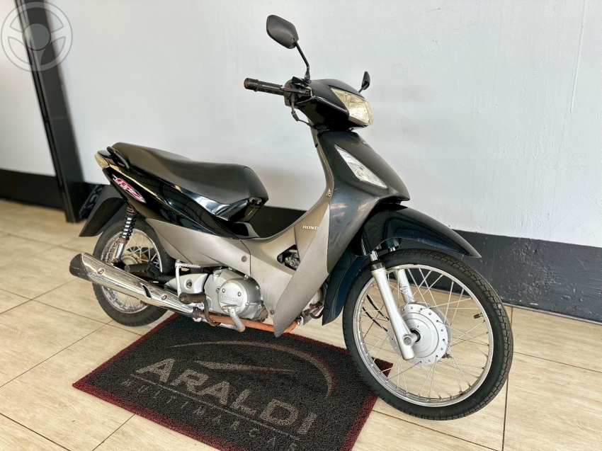 BIZ 125 ES - 2008 - VACARIA